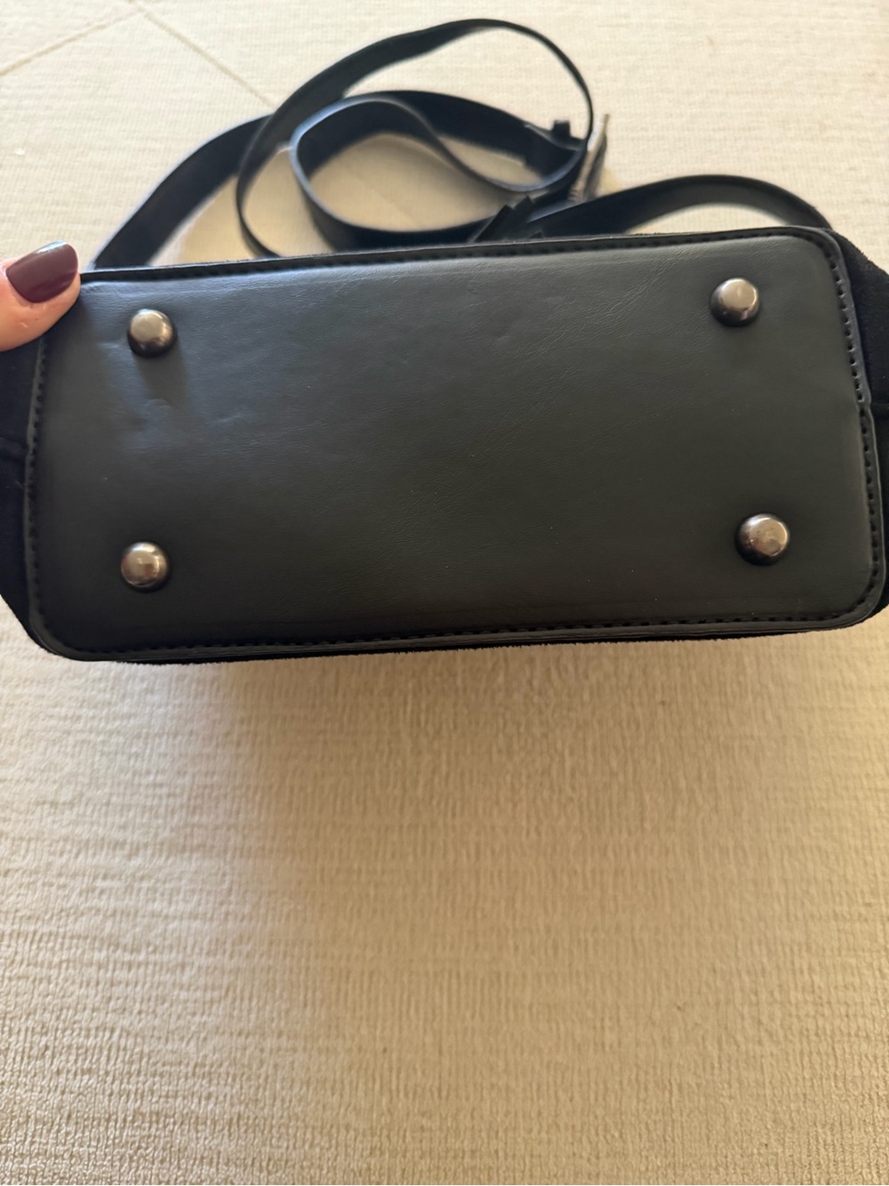 Restyle Sanctum Bucket bag - Picture 4 of 9